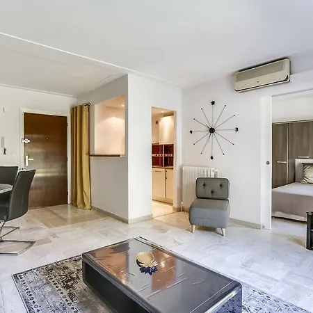 Nice 1 Bedroom Close To The City Center
