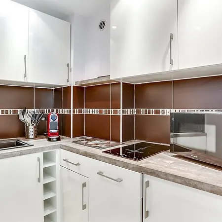 Nice 1 Bedroom Close To The City Center Lejlighed *