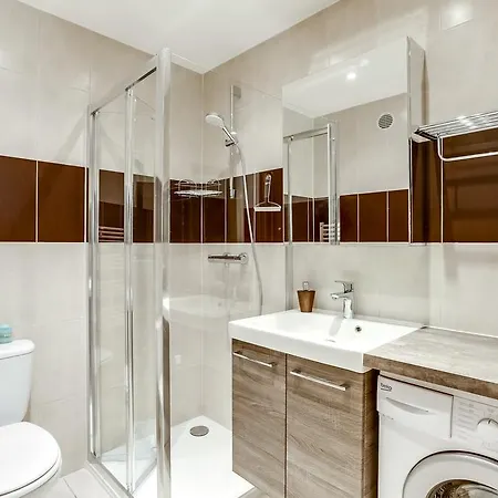 Nice 1 Bedroom Close To The City Center * Cannes
